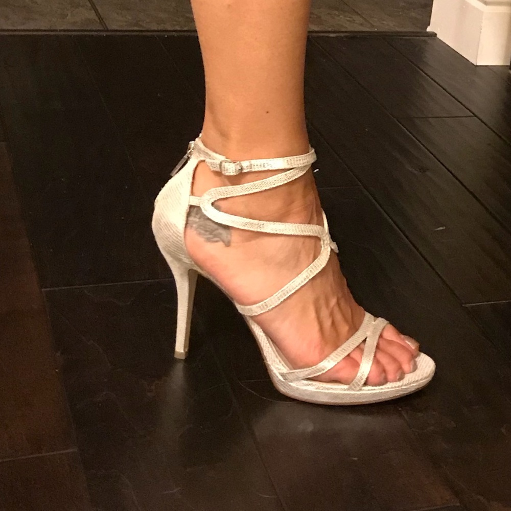 Bebe new silver strappy heels size 10